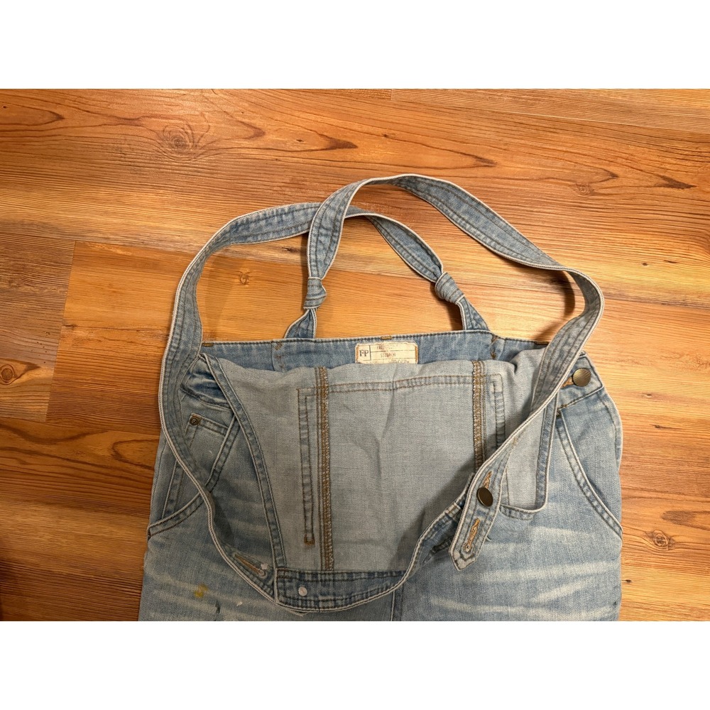 Free People Light Wash Paint Splatter Denim Overalls Blue Size 8 - Picture 4 of 6